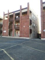 125 E Morningside Dr in South Padre Island, TX - Building Photo