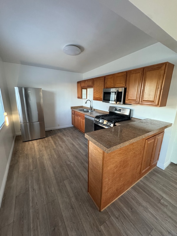 1836-1812 12th St, Unit 5 in Manhattan Beach, CA - Foto de edificio - Building Photo