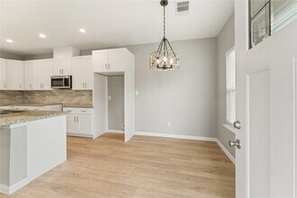 5125 Jezebel St in Houston, TX - Building Photo - Building Photo