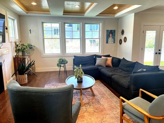 19 Shute Path in Newton, MA - Building Photo - Building Photo