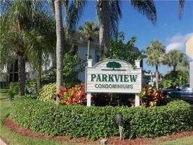 1290 SE Parkview Pl in Stuart, FL - Building Photo