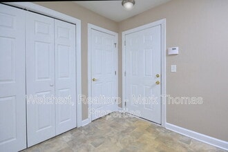 929 Morreene Rd in Durham, NC - Building Photo - Building Photo