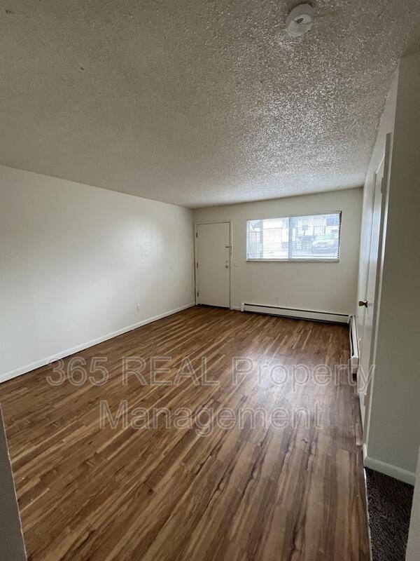 property at 2515 W 27th St