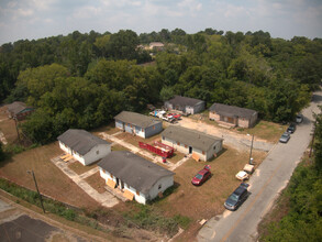 1890 Moore St in Macon, GA - Building Photo - Building Photo