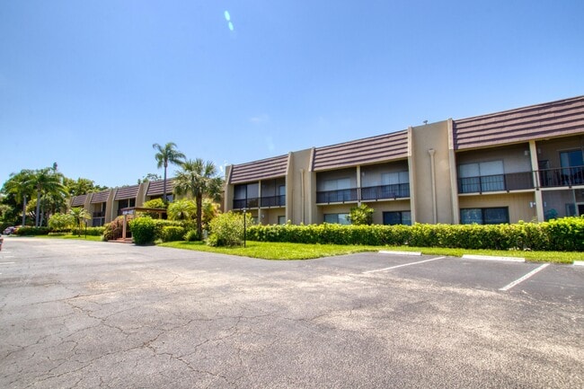 property at 4657 Fountains Dr S