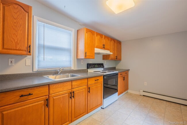 property at 498 NY-52