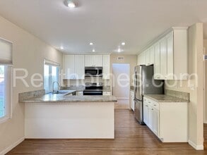 371 Compass Rd in Oceanside, CA - Building Photo - Building Photo