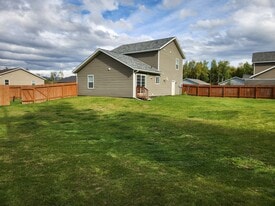 4038 W Marble Way in Wasilla, AK - Building Photo