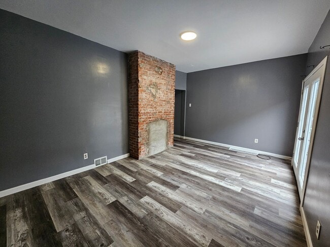 property at 1 Hillburn St