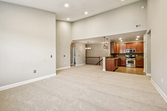 1309 Meadow Brook Ct in Hanover, NJ - Building Photo - Building Photo