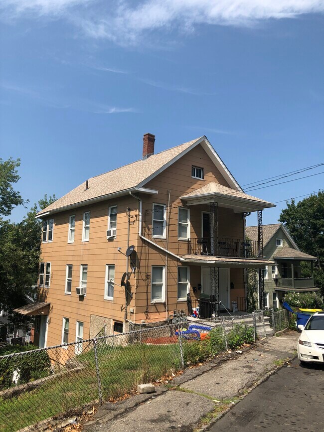 36 Ash St Rentals in Waterbury, CT