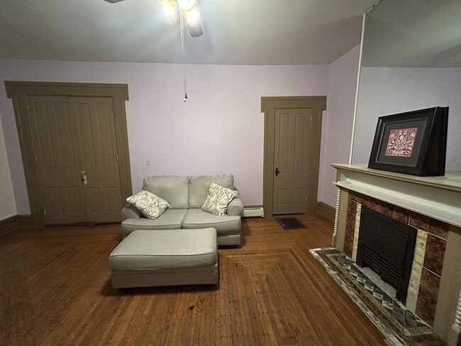 property at 628 S Rose St