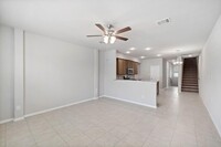 3604 Midway Ln in Pasadena, TX - Foto de edificio - Building Photo