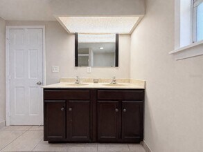 7018 54th Ave N in St. Petersburg, FL - Building Photo - Building Photo