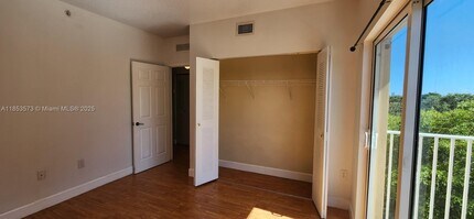 115 SW 42nd Ave in Coral Gables, FL - Building Photo - Building Photo