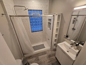 1019 Widdicomb Ave NW, Unit 1 in Grand Rapids, MI - Foto de edificio - Building Photo