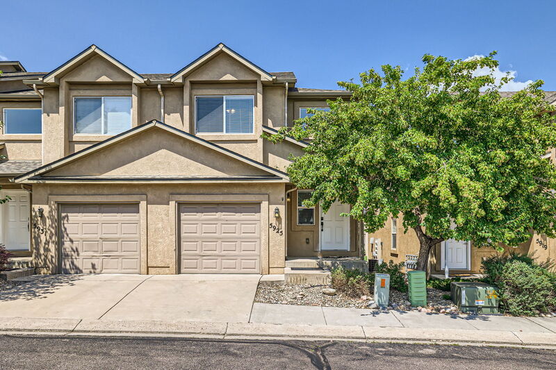 5937 University Village View in Colorado Springs, CO - Building Photo