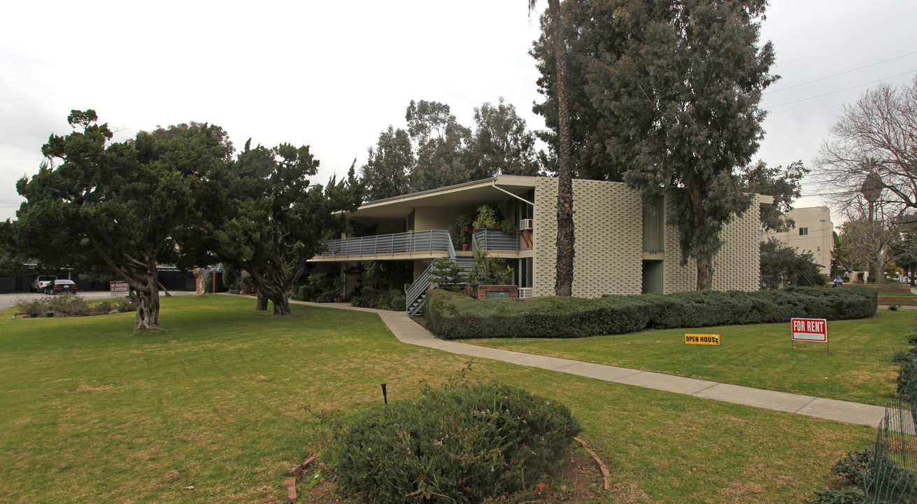 202-212 Monterey Rd in South Pasadena, CA - Building Photo