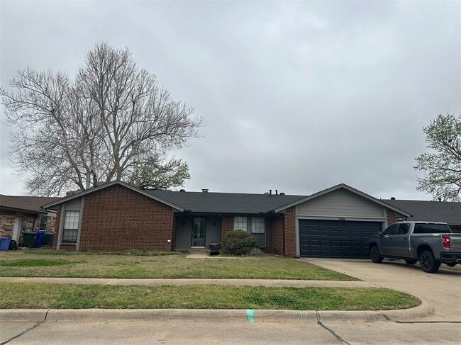 property at 3306 Rambling Oaks Dr