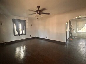 7915 Westridge Rd in Raytown, MO - Building Photo - Building Photo