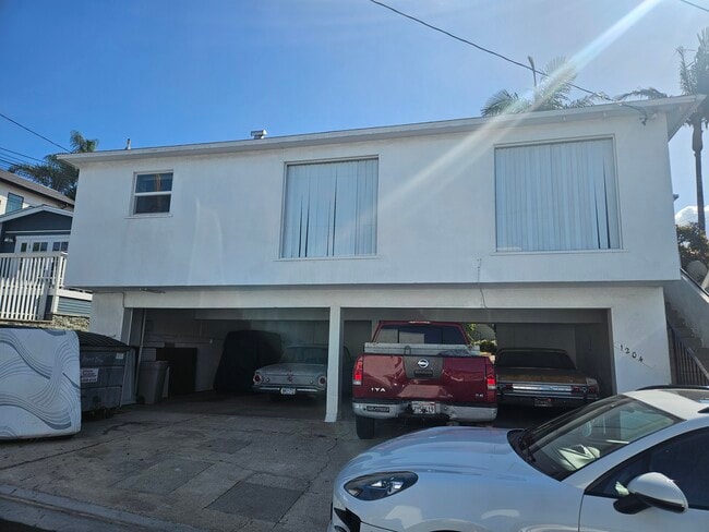 1204 Bonnie Brae St, Unit Bonnie Brea, Unit Bonnie Brea