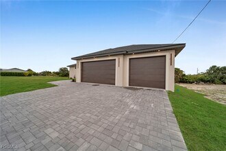 2540 NW 6th Terrace in Cape Coral, FL - Building Photo - Building Photo
