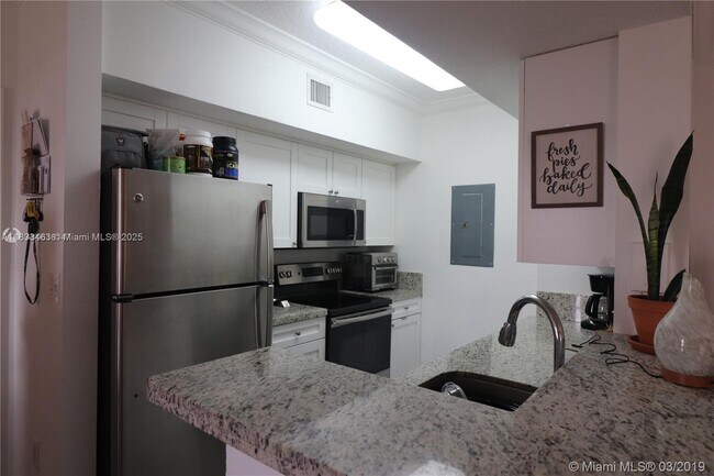 11700 SW 2nd St, Unit 13304 in Pembroke Pines, FL - Building Photo - Building Photo