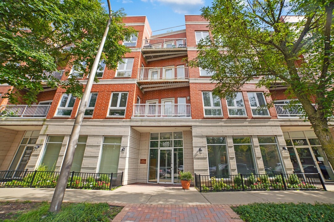 1415 Sherman Ave in Evanston, IL - Building Photo