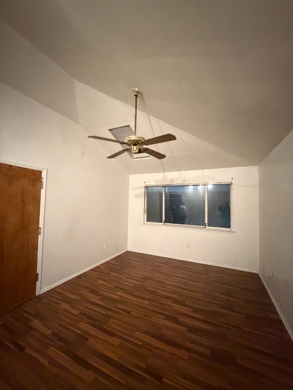 411 McGuigan Pl in Harrison, NJ - Building Photo - Building Photo