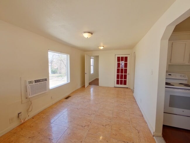 3132 S Davidson St in Wichita, KS - Building Photo - Building Photo