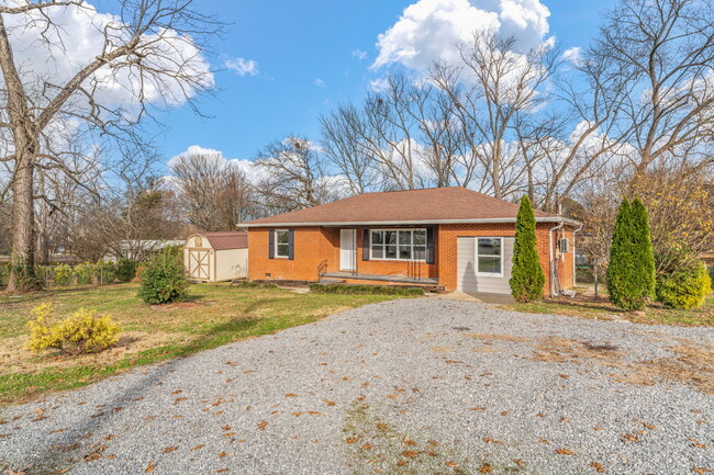 3658 Tarbett Rd in Maryville, TN - Building Photo - Building Photo