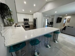 4115 NW 4th St in Miami, FL - Building Photo - Building Photo