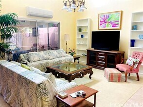 575 Keolu Dr in Kailua, HI - Building Photo - Building Photo