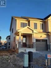 20 Concord Dr in Thorold, ON - Building Photo - Building Photo