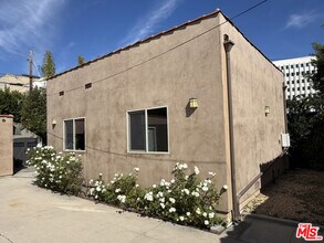 735 S Citrus Ave in Los Angeles, CA - Building Photo - Building Photo