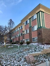 Abbot Manor in East Lansing, MI - Building Photo - Building Photo