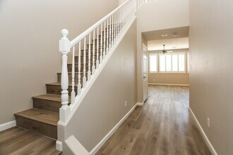 5284 Vine Hill Ct in North Las Vegas, NV - Building Photo - Building Photo