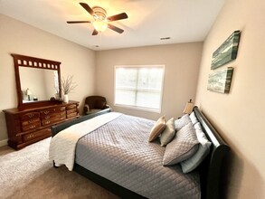 122 Cedar Lake Rd in Toney, AL - Foto de edificio - Building Photo