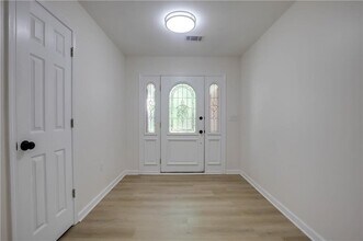 721 Whitehead Rd in Sugar Hill, GA - Building Photo - Building Photo