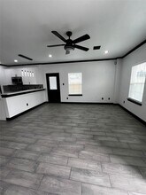 4737 Reed Rd, Unit B in Houston, TX - Building Photo - Building Photo