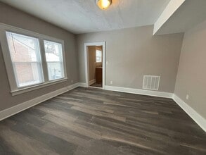 22065 Linwood in Eastpointe, MI - Building Photo - Building Photo