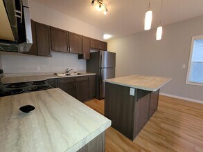 16129-16141 141 St NW in Edmonton, AB - Building Photo - Building Photo