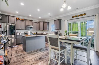 110 Evergreen Frst Dr in Sneads Ferry, NC - Building Photo - Building Photo