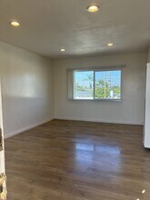 7702 Chapman Ave in Garden Grove, CA - Foto de edificio - Building Photo