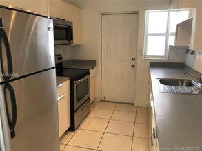 525 79th St-Unit -1 in Miami Beach, FL - Building Photo - Building Photo