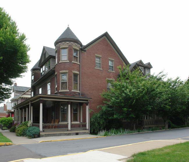 118-120 S Front St in Sunbury, PA - Building Photo - Building Photo