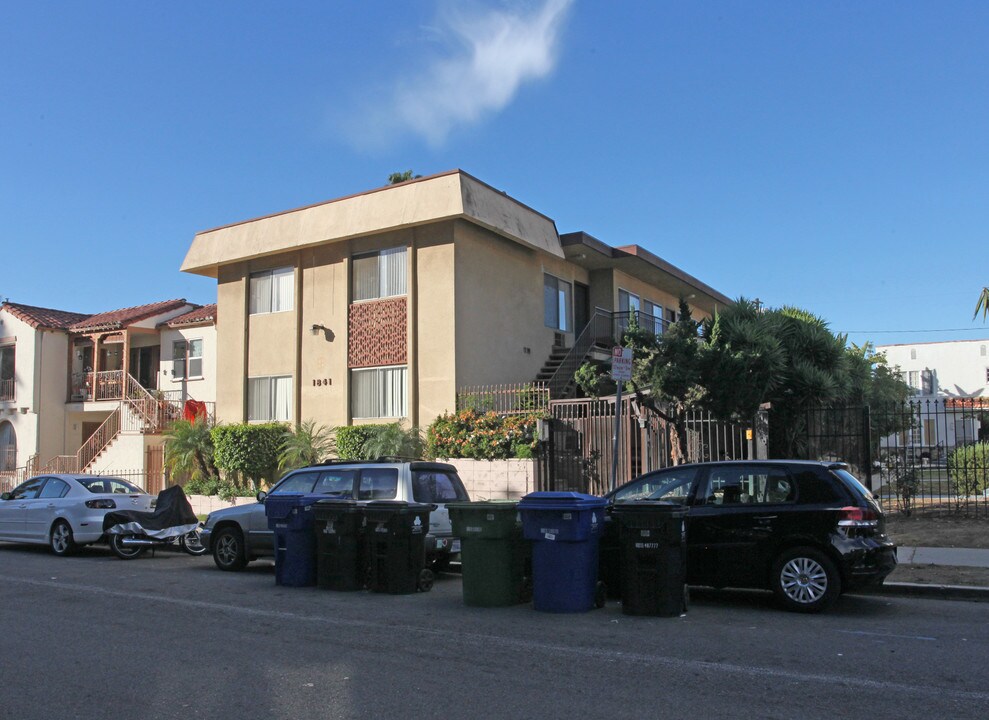 1841 New Hampshire Ave in Los Angeles, CA - Building Photo
