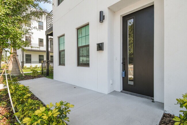 2758 5th Ave S in St. Petersburg, FL - Building Photo - Building Photo