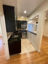 1801 Beacon St, Unit 6 in Brookline, MA - Building Photo