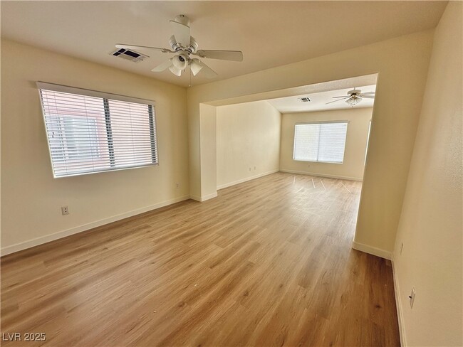 property at 3939 Bella Contada Ln